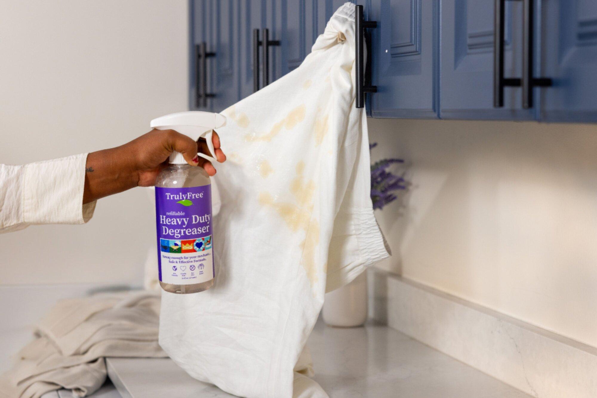 how to get grease stain out of dress STAINS CLOTHING WITH HOUSEHOLD ITEMS? How to Get Oil and